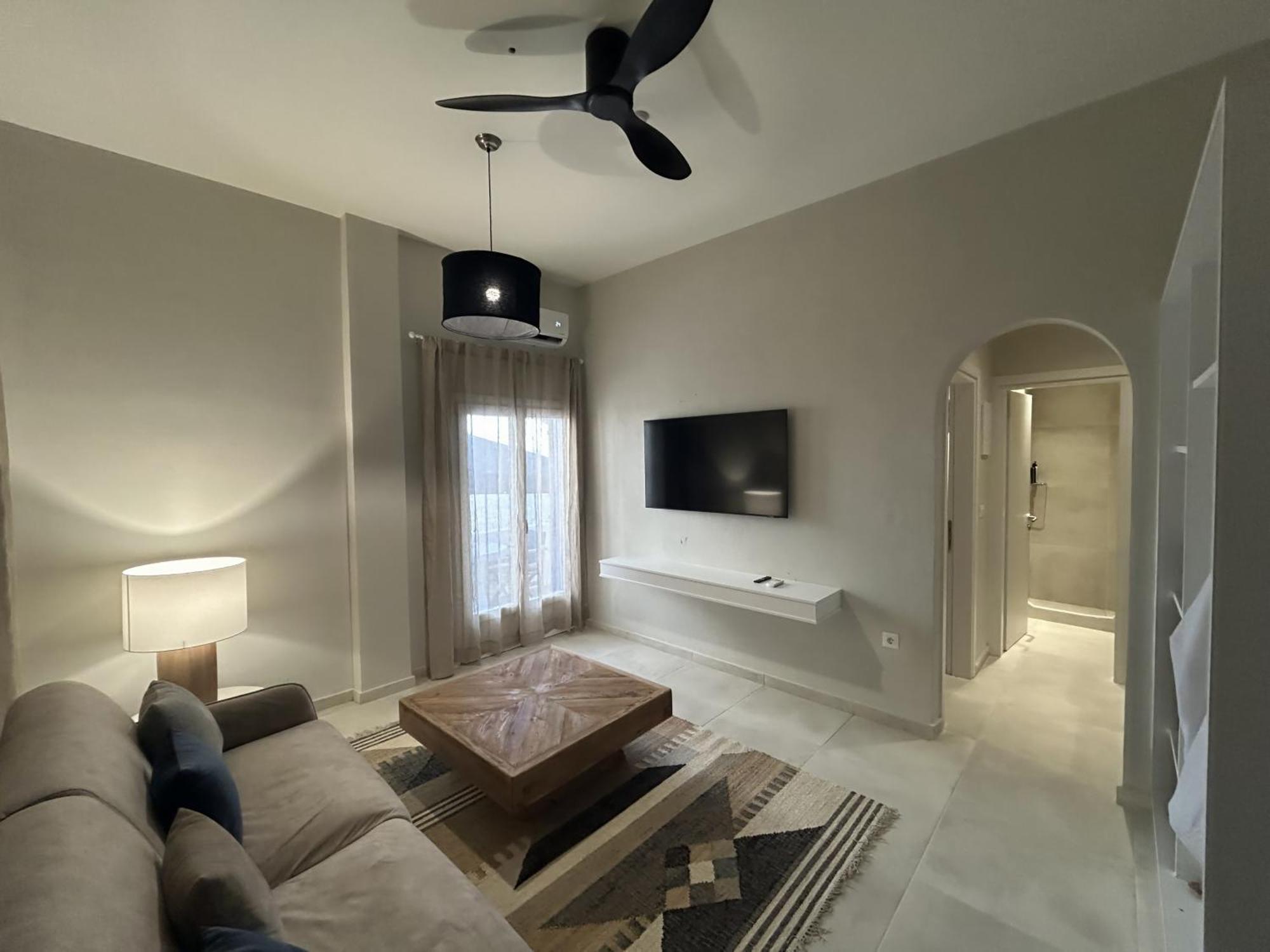 The Noverian Bios Santorini Boutique Hotel Fira  Værelse billede