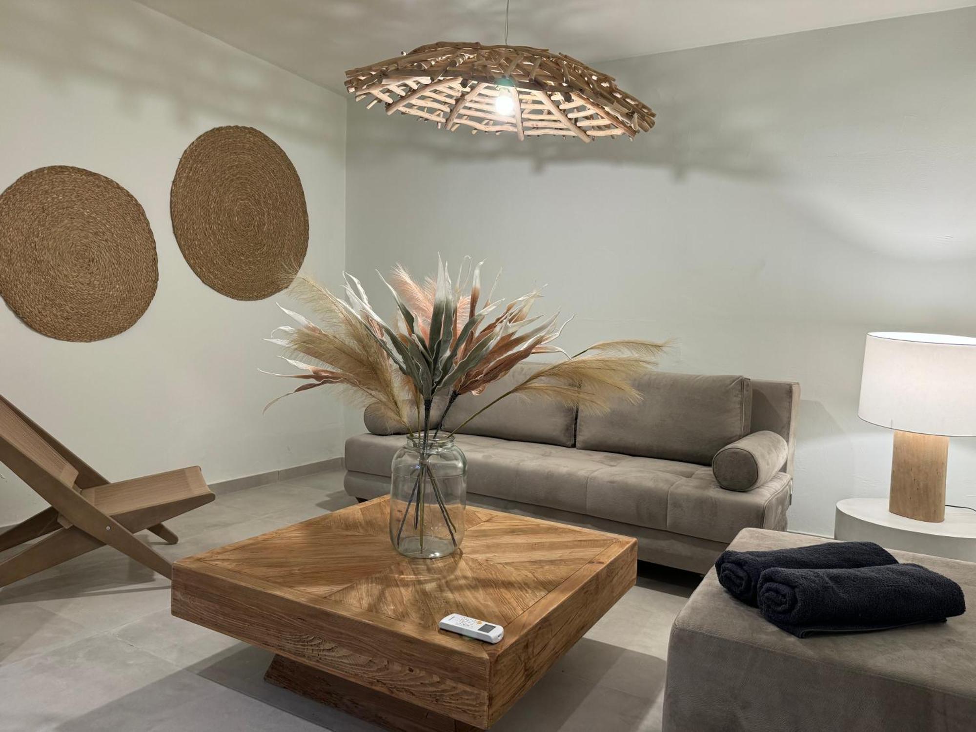 The Noverian Bios Santorini Boutique Hotel Fira  Værelse billede