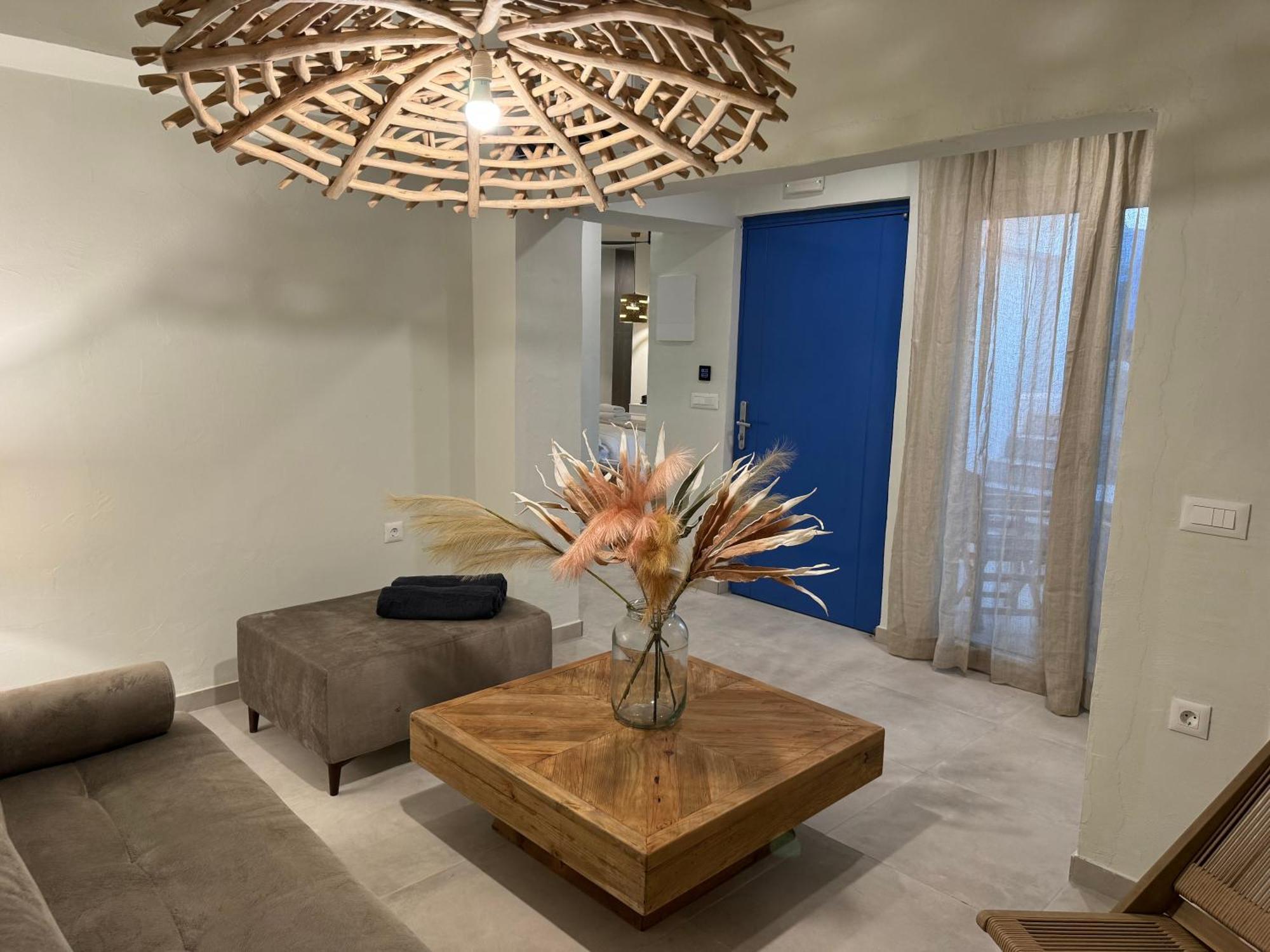 The Noverian Bios Santorini Boutique Hotel Fira  Værelse billede
