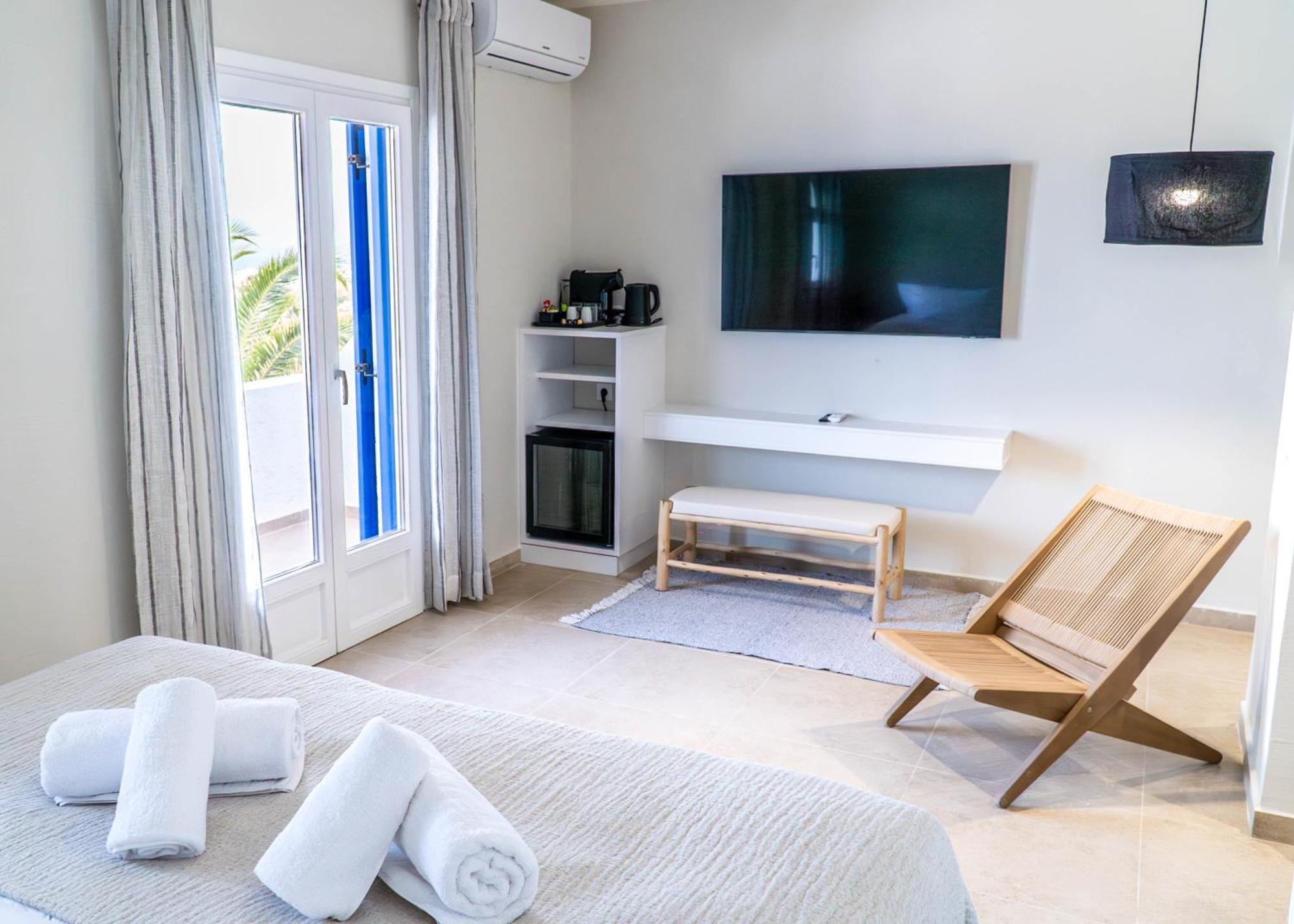 The Noverian Bios Santorini Boutique Hotel Fira  Værelse billede